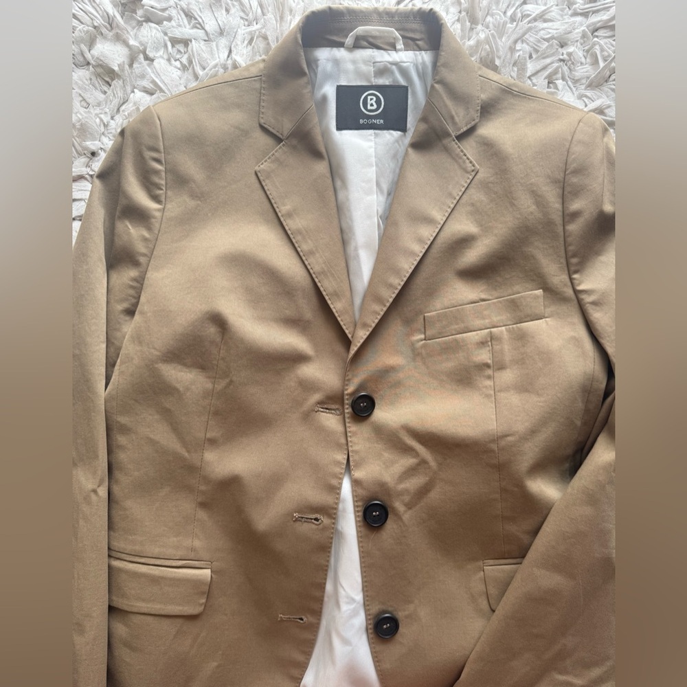 Bogner Taupe-Tan Blazer Size 8 - Picture 4 of 10